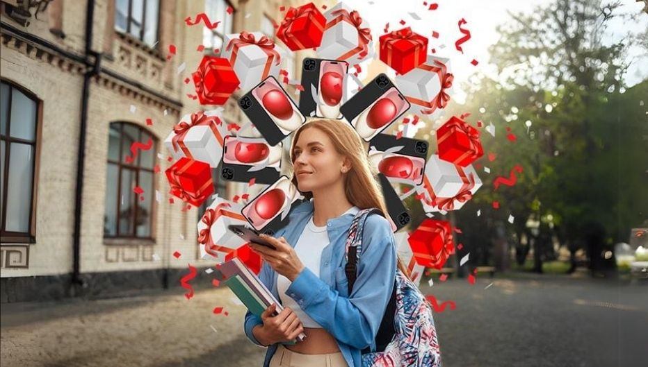 Üniversiteli Akbanklılar Çekilişle iPhone 15 Kazanıyor! - Akbank öğrenci indirimi kampanya görseli